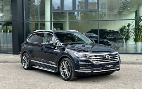 Volkswagen Touareg III, 2019 год, 4 590 000 рублей, 3 фотография