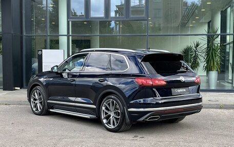 Volkswagen Touareg III, 2019 год, 4 590 000 рублей, 7 фотография