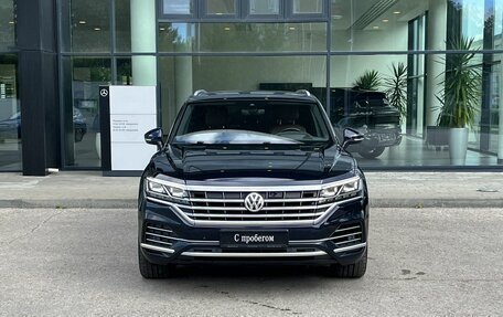 Volkswagen Touareg III, 2019 год, 4 590 000 рублей, 2 фотография