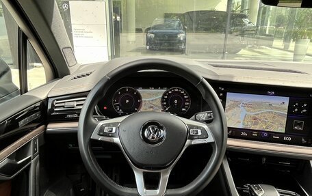 Volkswagen Touareg III, 2019 год, 4 590 000 рублей, 21 фотография