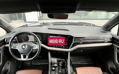 Volkswagen Touareg III, 2019 год, 4 590 000 рублей, 22 фотография