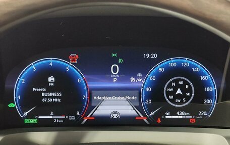 Toyota Alphard, 2026 год, 14 290 000 рублей, 13 фотография