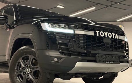 Toyota Land Cruiser, 2025 год, 12 900 000 рублей, 4 фотография