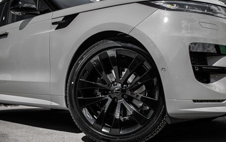 Land Rover Range Rover Sport, 2026 год, 18 500 000 рублей, 24 фотография