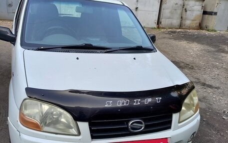 Suzuki Swift II, 2001 год, 320 000 рублей, 11 фотография