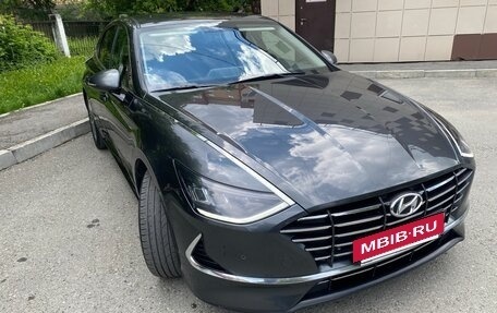 Hyundai Sonata VIII, 2020 год, 2 250 000 рублей, 3 фотография