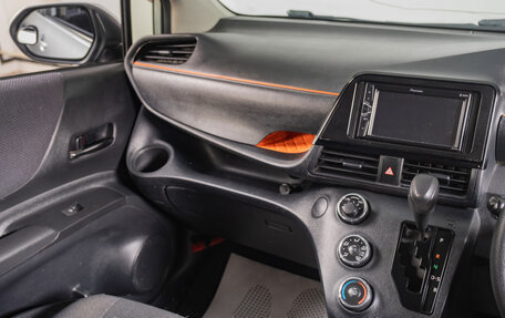 Toyota Sienta II, 2016 год, 1 389 000 рублей, 11 фотография