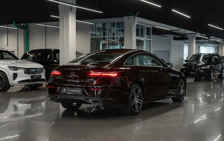 Mercedes-Benz E-Класс, 2019 год, 4 790 000 рублей, 4 фотография