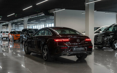 Mercedes-Benz E-Класс, 2019 год, 4 790 000 рублей, 5 фотография