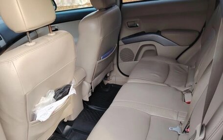 Citroen C-Crosser, 2009 год, 1 000 000 рублей, 7 фотография