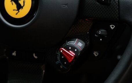 Ferrari GTC4Lusso, 2017 год, 37 000 000 рублей, 24 фотография