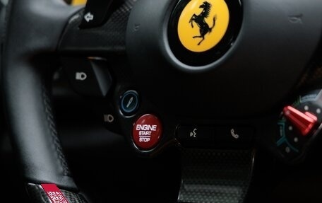 Ferrari GTC4Lusso, 2017 год, 37 000 000 рублей, 23 фотография