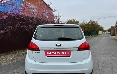 KIA Venga I, 2015 год, 995 000 рублей, 3 фотография