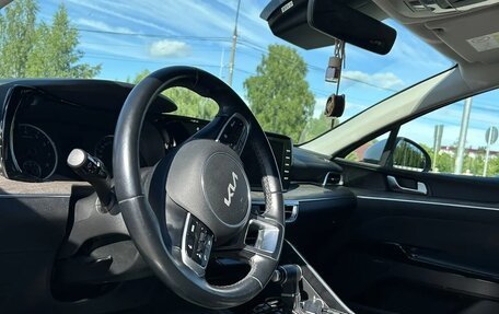 KIA K5, 2022 год, 2 850 000 рублей, 16 фотография