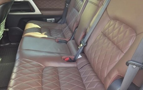 Toyota Land Cruiser 200, 2017 год, 6 350 000 рублей, 33 фотография