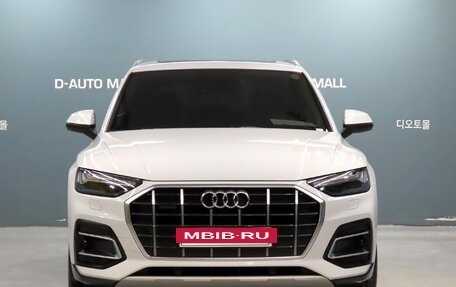Audi Q5, 2023 год, 4 704 000 рублей, 2 фотография
