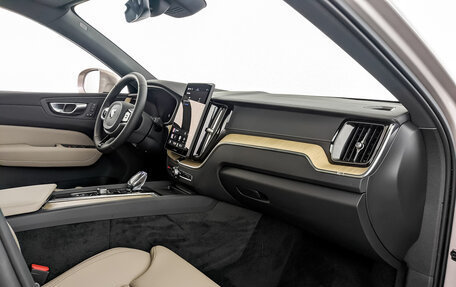 Volvo XC60 II, 2025 год, 6 700 000 рублей, 9 фотография