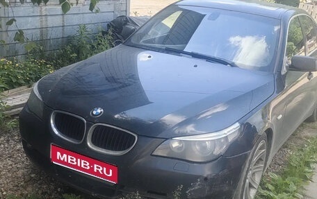 BMW 5 серия, 2003 год, 670 000 рублей, 1 фотография