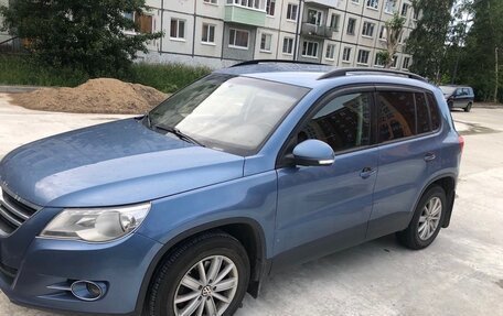 Volkswagen Tiguan I, 2011 год, 650 000 рублей, 1 фотография