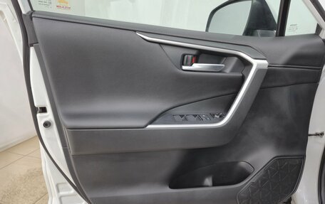 Toyota RAV4, 2019 год, 2 950 000 рублей, 7 фотография