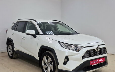 Toyota RAV4, 2019 год, 2 950 000 рублей, 3 фотография