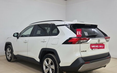 Toyota RAV4, 2019 год, 2 950 000 рублей, 6 фотография