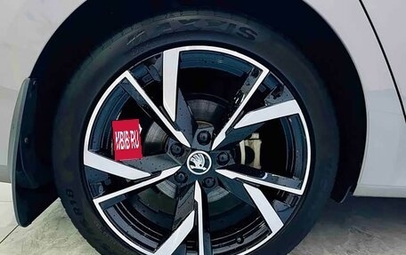 Skoda Octavia IV, 2022 год, 2 080 000 рублей, 16 фотография