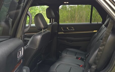 Ford Explorer VI, 2018 год, 2 490 000 рублей, 9 фотография