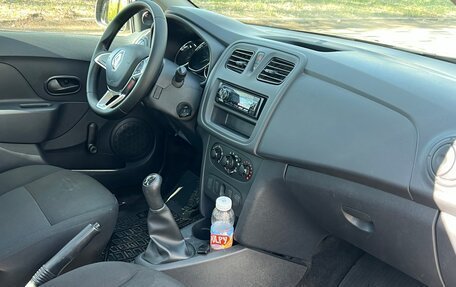 Renault Logan II, 2020 год, 750 000 рублей, 12 фотография