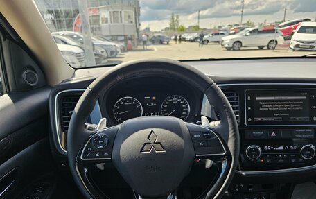 Mitsubishi Outlander III рестайлинг 3, 2018 год, 1 844 995 рублей, 17 фотография