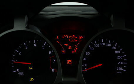 Nissan Juke II, 2013 год, 1 045 000 рублей, 12 фотография