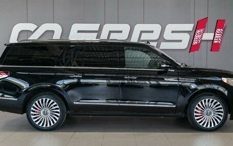 Lincoln Navigator, 2022 год, 10 490 000 рублей, 5 фотография