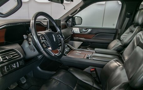 Lincoln Navigator, 2022 год, 10 490 000 рублей, 16 фотография