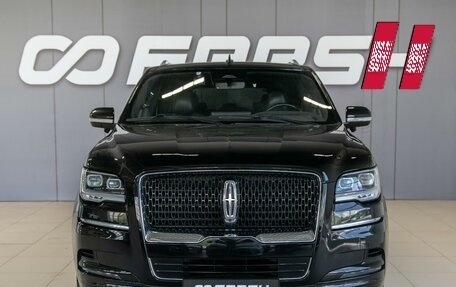 Lincoln Navigator, 2022 год, 10 490 000 рублей, 2 фотография