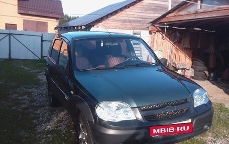 Chevrolet Niva I рестайлинг, 2011 год, 360 000 рублей, 2 фотография