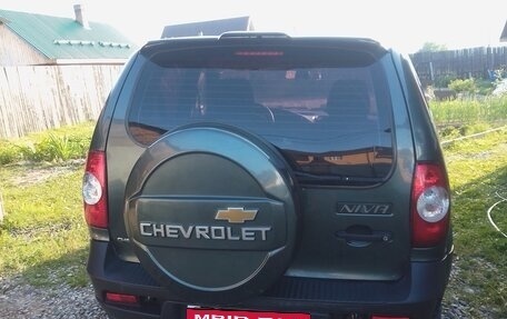Chevrolet Niva I рестайлинг, 2011 год, 360 000 рублей, 6 фотография