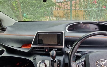 Toyota Sienta II, 2018 год, 1 600 000 рублей, 6 фотография