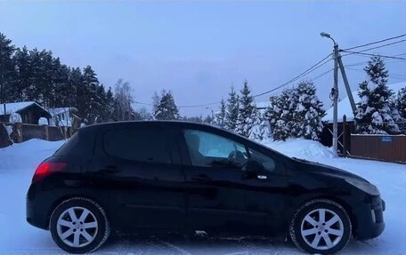 Peugeot 308 II, 2011 год, 380 000 рублей, 4 фотография