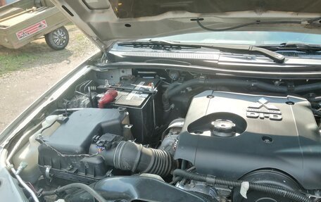 Mitsubishi Pajero Sport II рестайлинг, 2011 год, 1 000 000 рублей, 15 фотография