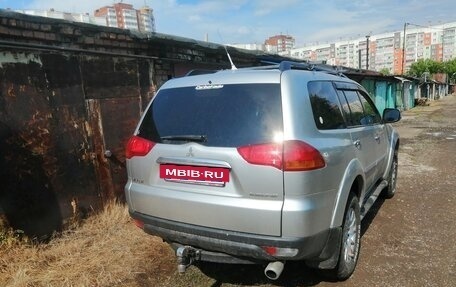Mitsubishi Pajero Sport II рестайлинг, 2011 год, 1 000 000 рублей, 6 фотография