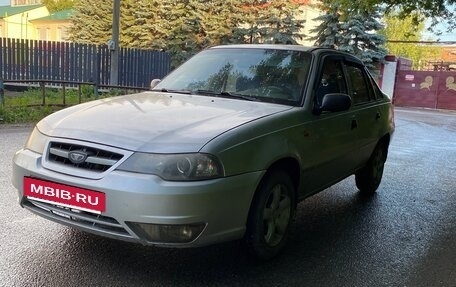 Daewoo Nexia I рестайлинг, 2012 год, 110 000 рублей, 3 фотография