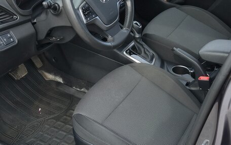 Hyundai Solaris II рестайлинг, 2021 год, 1 590 000 рублей, 9 фотография