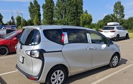 Toyota Sienta II, 2018 год, 1 310 000 рублей, 4 фотография