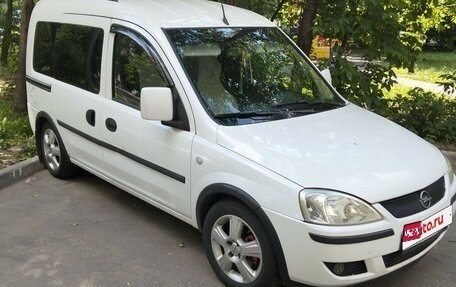 Opel Combo C, 2009 год, 600 000 рублей, 2 фотография