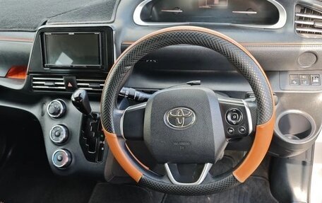 Toyota Sienta II, 2018 год, 1 310 000 рублей, 18 фотография