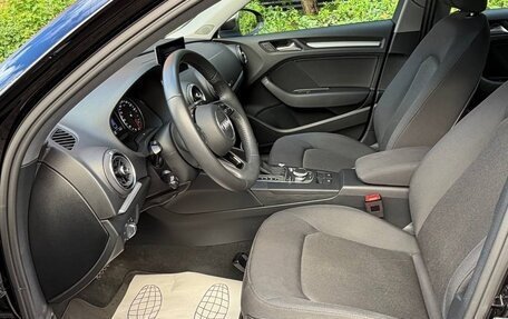 Audi A3, 2018 год, 2 350 000 рублей, 10 фотография