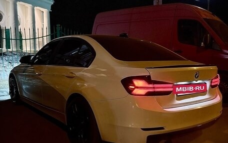 BMW 3 серия, 2013 год, 1 500 000 рублей, 10 фотография