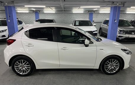 Mazda 2 III, 2020 год, 1 295 000 рублей, 4 фотография