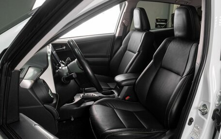 Toyota RAV4, 2018 год, 2 999 000 рублей, 10 фотография