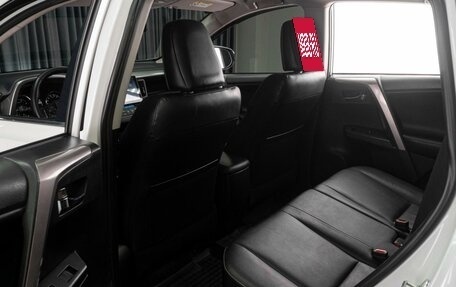Toyota RAV4, 2018 год, 2 999 000 рублей, 11 фотография